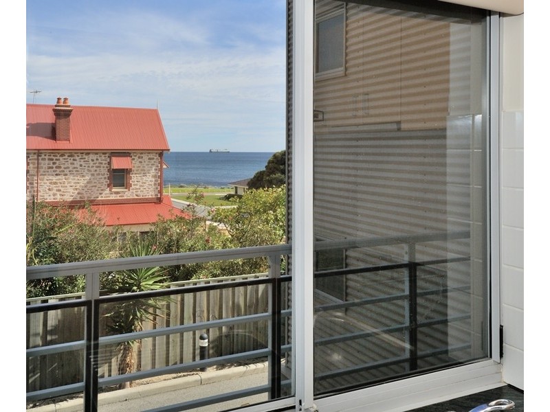 2/11 Rosendo, Cottesloe WA 6011