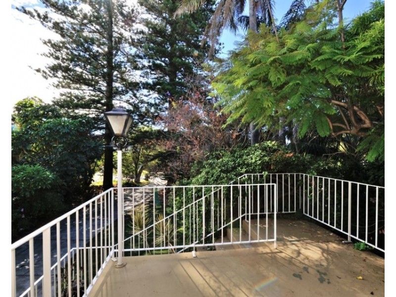 5 Geraldine Street, Cottesloe WA 6011