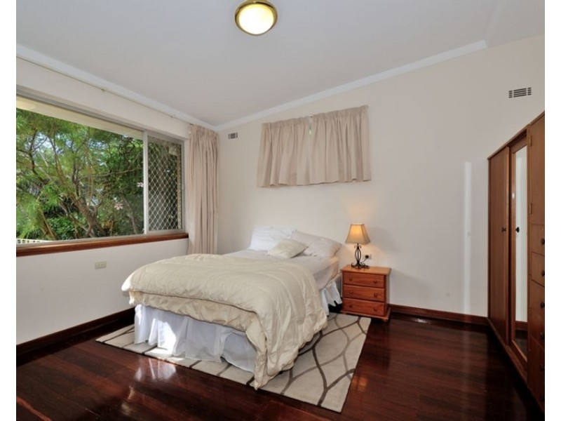 5 Geraldine Street, Cottesloe WA 6011