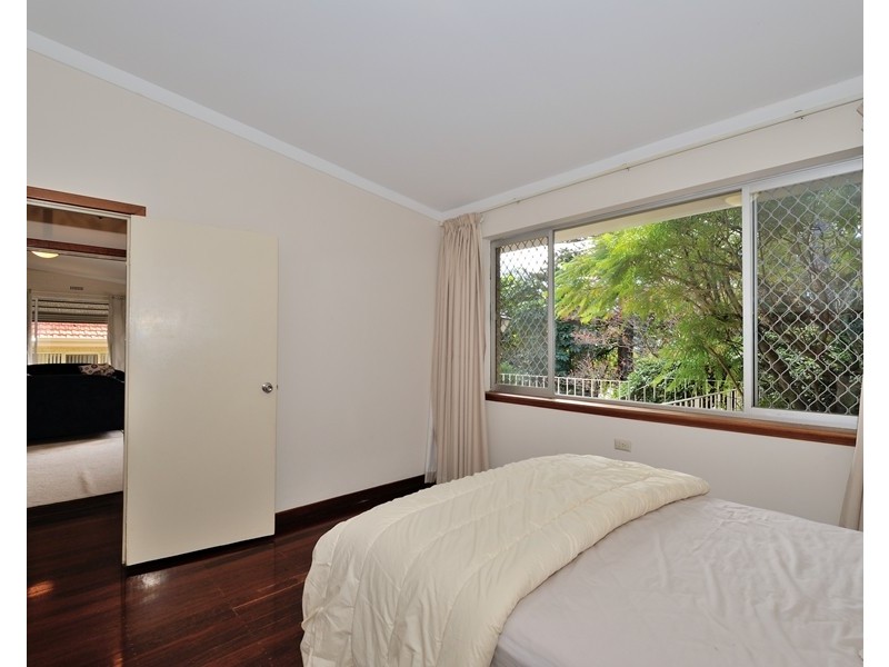 5 Geraldine Street, Cottesloe WA 6011