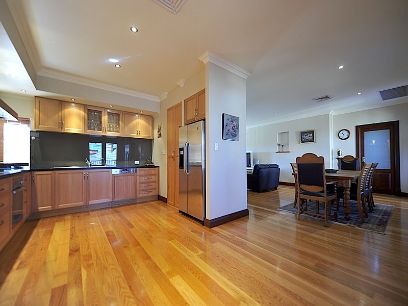 1B Shuffrey Street, Fremantle WA 6160