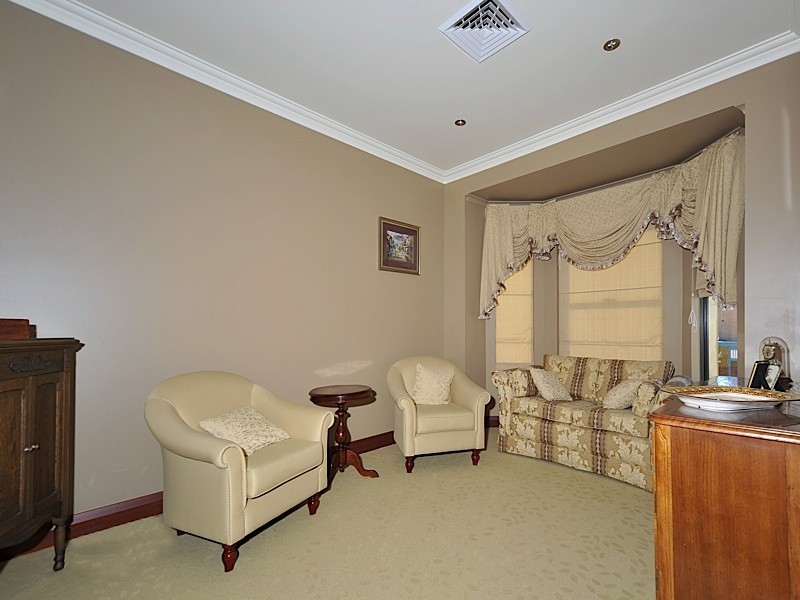 1B Shuffrey Street, Fremantle WA 6160