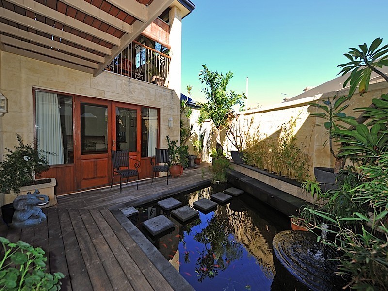 1B Shuffrey Street, Fremantle WA 6160