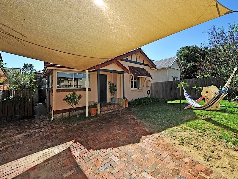 9 Wellington Street, Mosman Park WA 6012