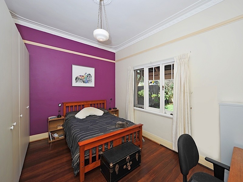 9 Wellington Street, Mosman Park WA 6012