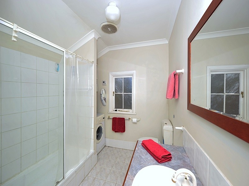 9 Wellington Street, Mosman Park WA 6012