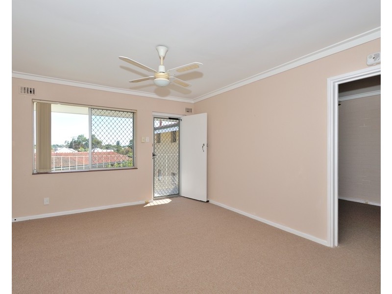 11/57 Tenth Avenue, Inglewood WA 6052