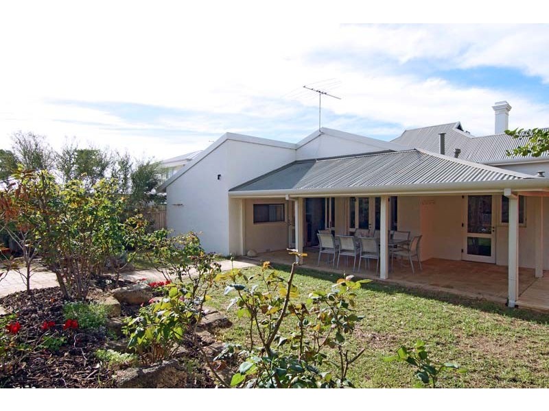 12 Harvey Street, Mosman Park WA 6012