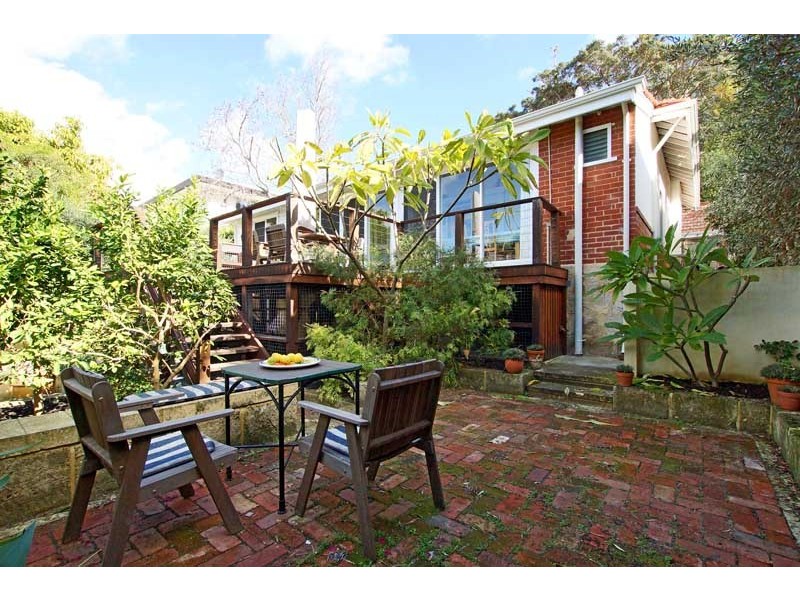 16 Broome Street, Cottesloe WA 6011