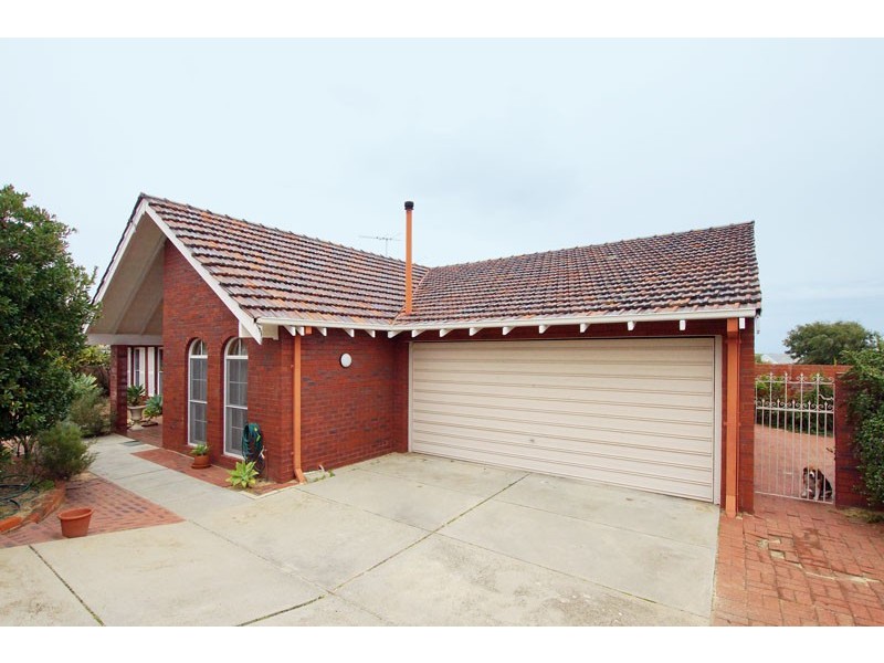 53 Kalinda Drive, City Beach WA 6015