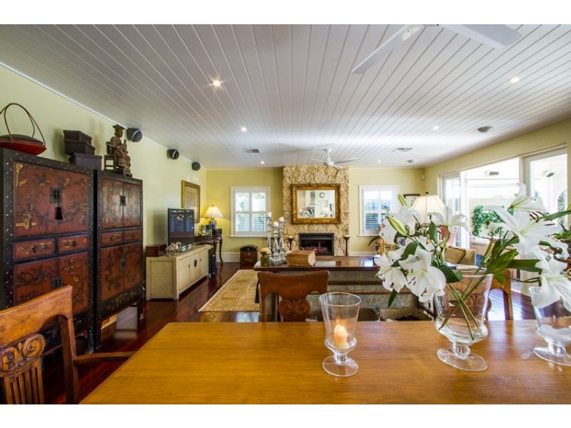 33 Irvine Street, Peppermint Grove WA 6011