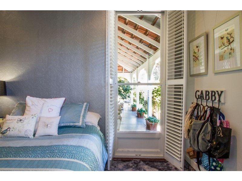 33 Irvine Street, Peppermint Grove WA 6011