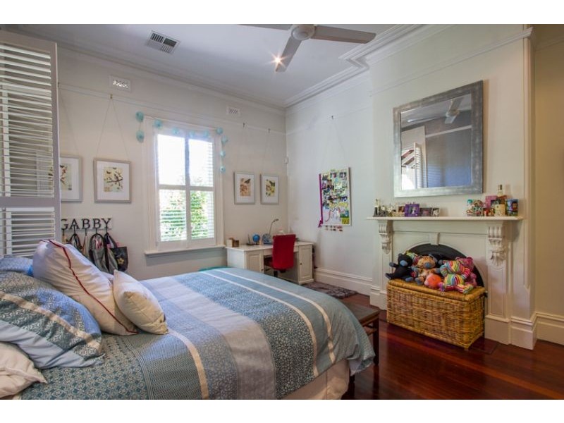 33 Irvine Street, Peppermint Grove WA 6011