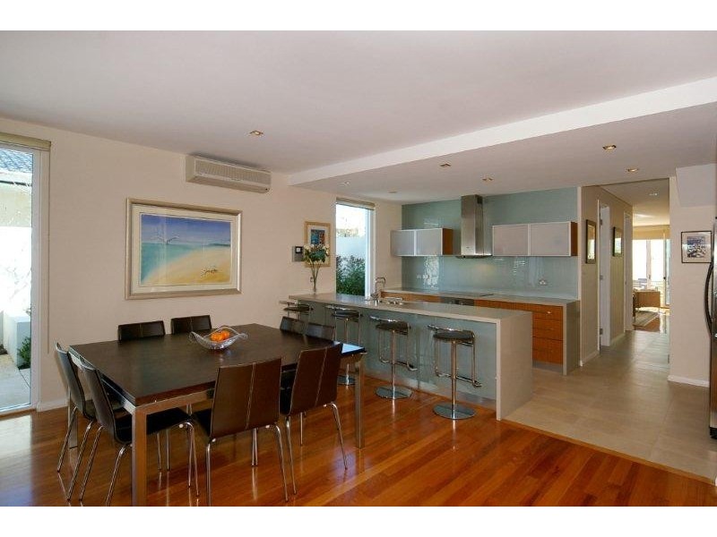 18 Rosendo Street, Cottesloe WA 6011