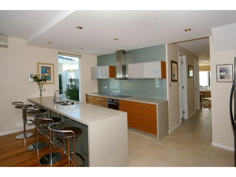 18 Rosendo Street, Cottesloe WA 6011