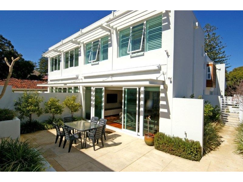 18 Rosendo Street, Cottesloe WA 6011