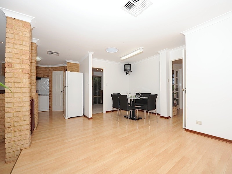 9 Delphi Place, Coogee WA 6166