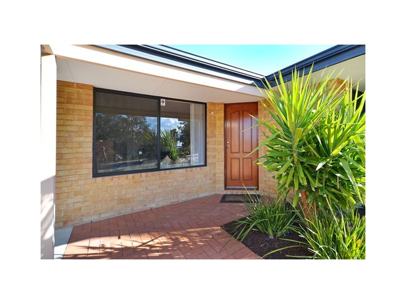 3 Repens Way, Banksia Grove WA 6031