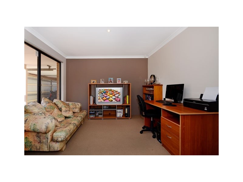 3 Repens Way, Banksia Grove WA 6031