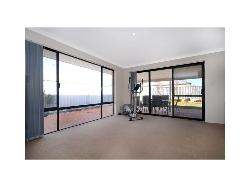 3 Repens Way, Banksia Grove WA 6031