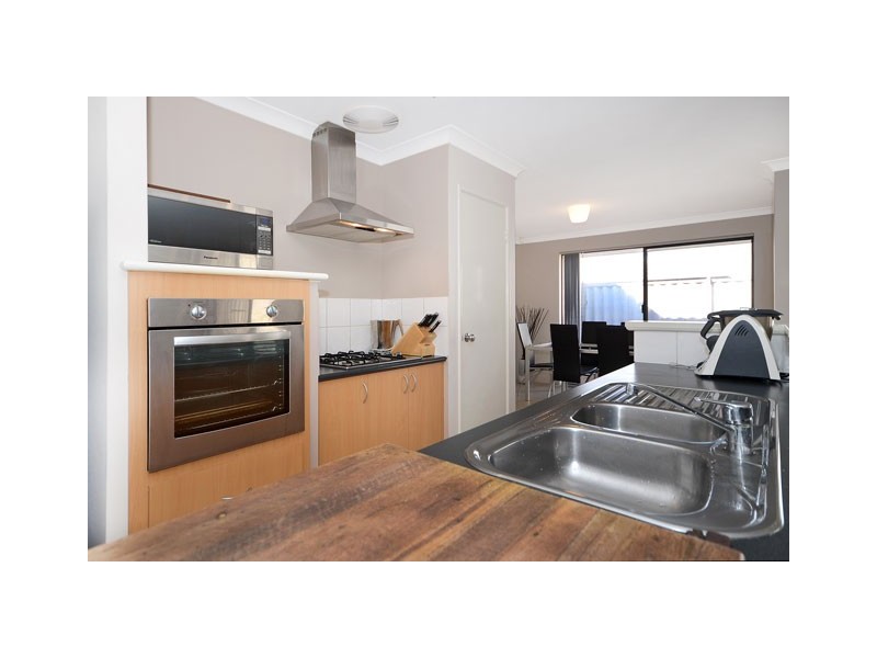 3 Repens Way, Banksia Grove WA 6031