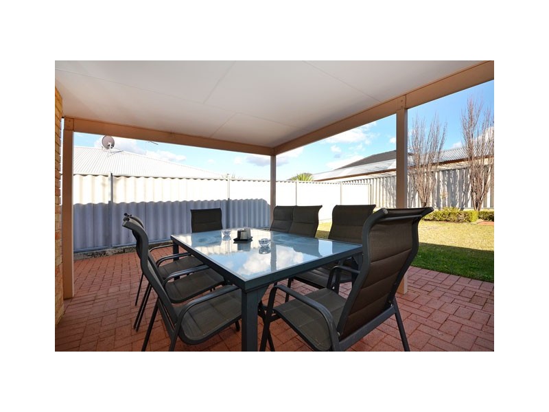 3 Repens Way, Banksia Grove WA 6031