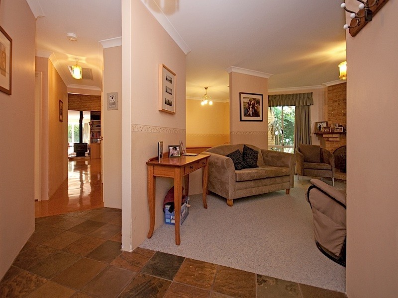 15 Minora Road, Dalkeith WA 6009