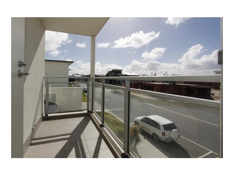 22/52 Rollinson Road, North Coogee WA 6163