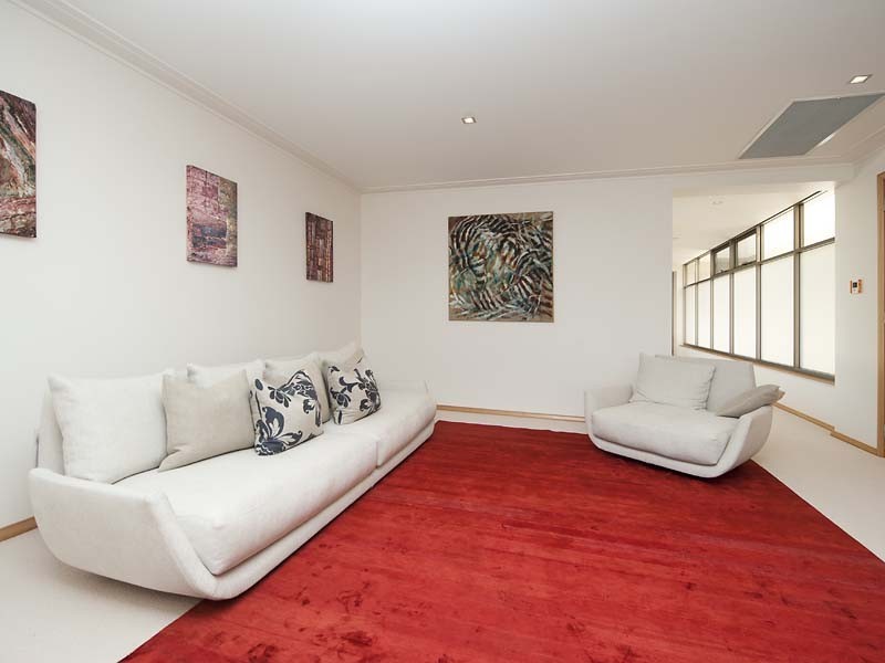 11 Jarrad Street, Cottesloe WA 6011