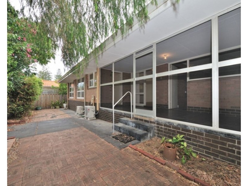 9 Andrews Place, Cottesloe WA 6011