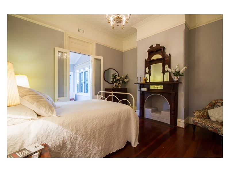 5 Gordon Street, Nedlands WA 6009