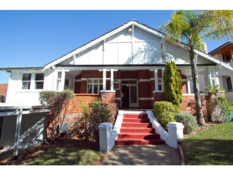 11 Webb Street, Cottesloe WA 6011