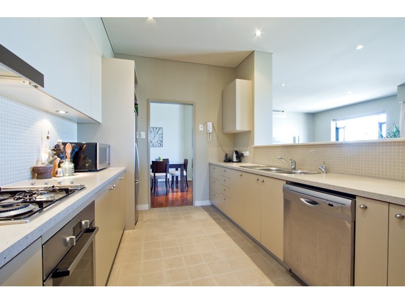 15/74 Cantonment Street, Fremantle WA 6160