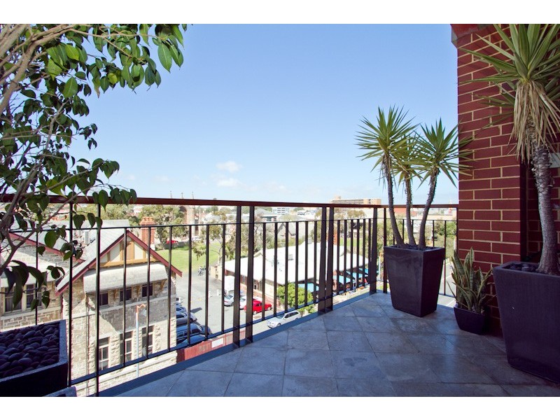 15/74 Cantonment Street, Fremantle WA 6160