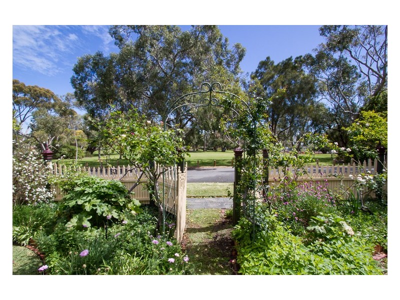 18 Reserve Street, Claremont WA 6010