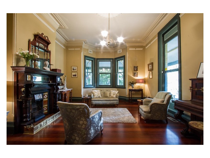 18 Reserve Street, Claremont WA 6010