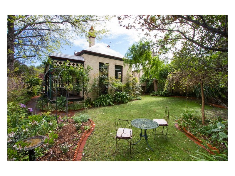 18 Reserve Street, Claremont WA 6010