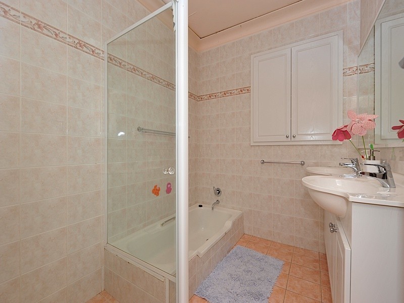 25 Pass Crescent, Beaconsfield WA 6162