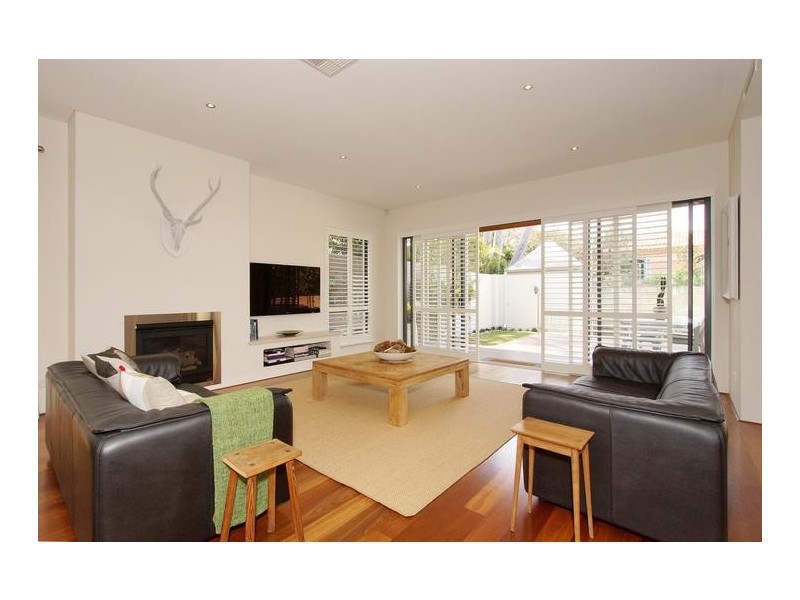 256 Marmion Street, Cottesloe WA 6011