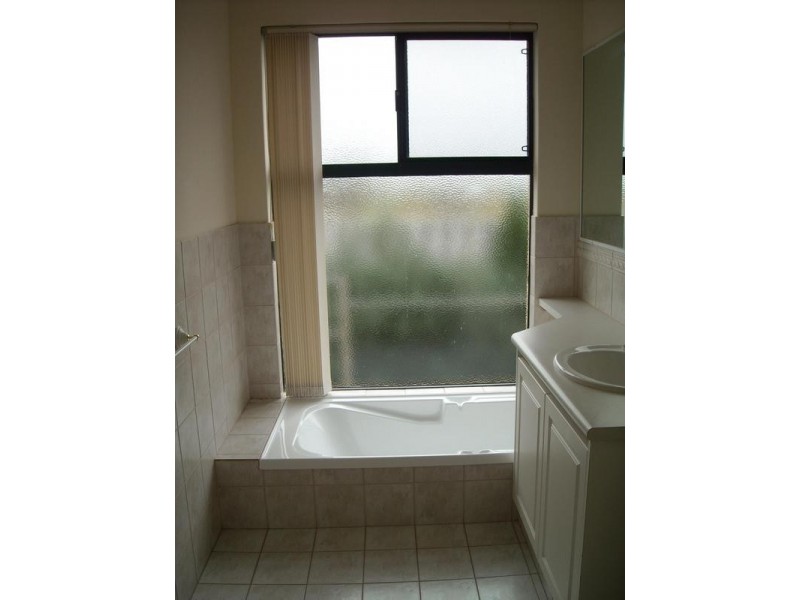 81b Todd Avenue, Como WA 6152