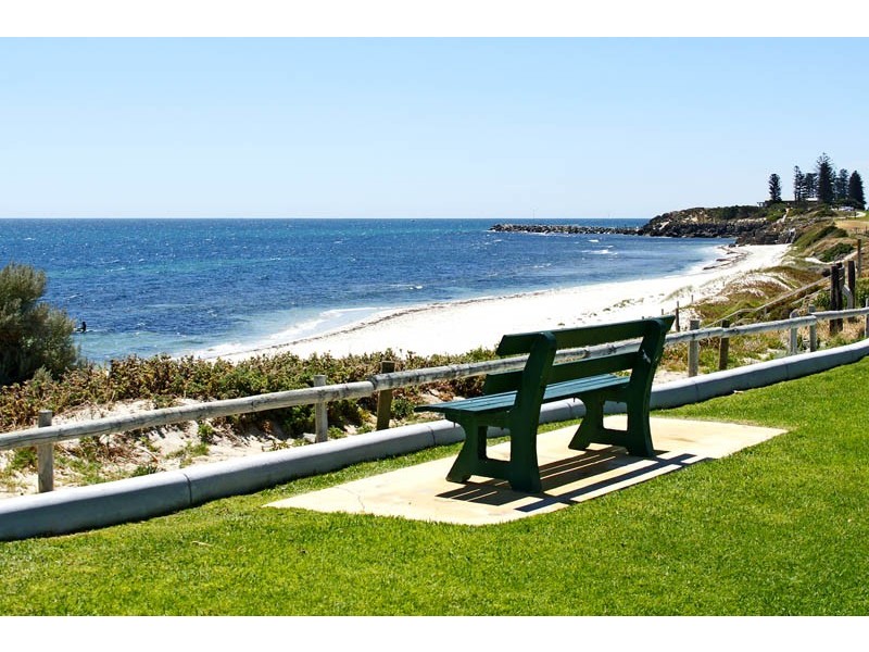 1/14 Rosendo Street, Cottesloe WA 6011