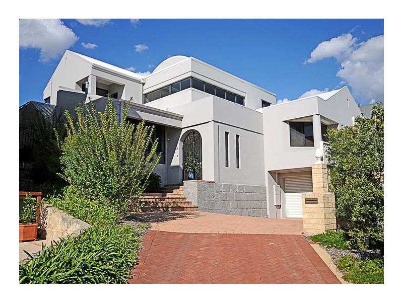 13 Binns Court, North Fremantle WA 6159