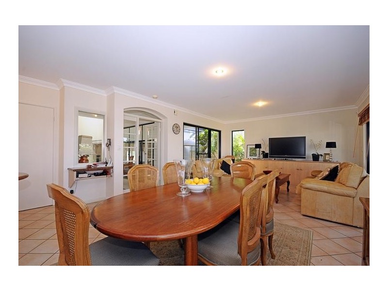 13 Binns Court, North Fremantle WA 6159