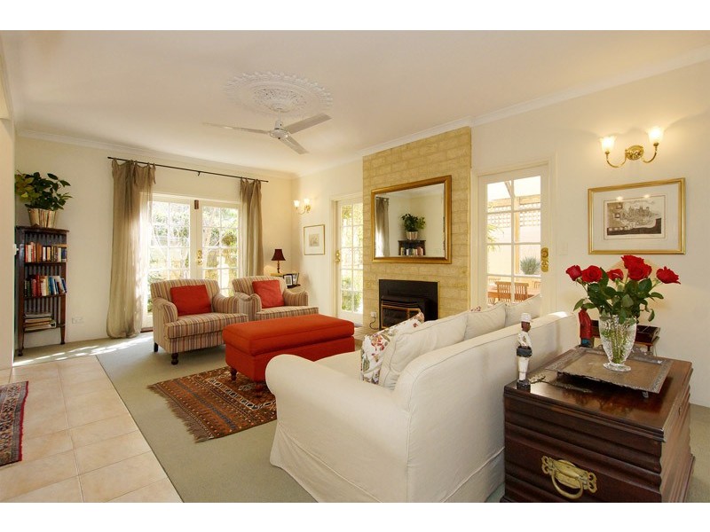 191A Curtin Ave, Cottesloe WA 6011