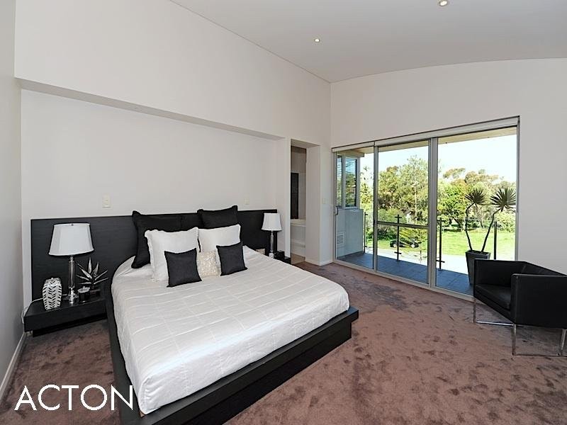 28 Gibney Street, Cottesloe WA 6011