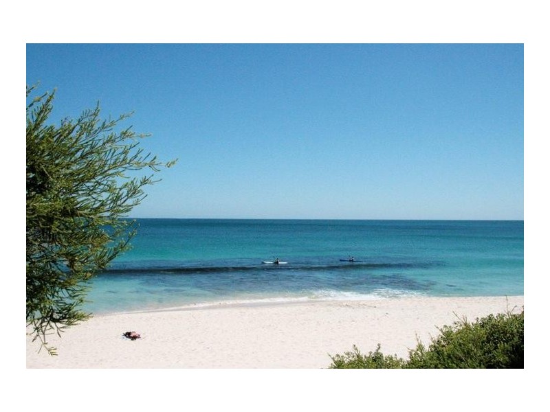 5a Stanhope Street, Cottesloe WA 6011