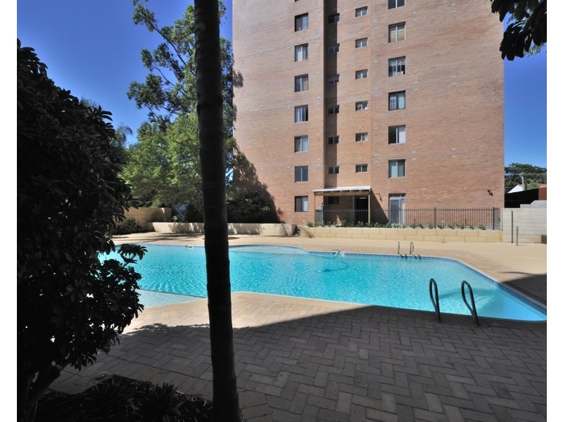 71/4 Dover Court, Mosman Park WA 6012