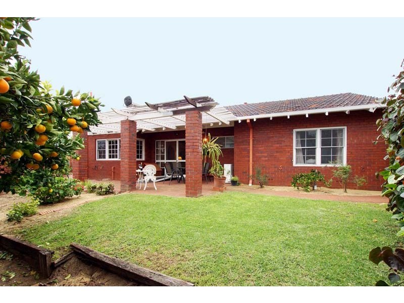 53 Kalinda Drive, City Beach WA 6015