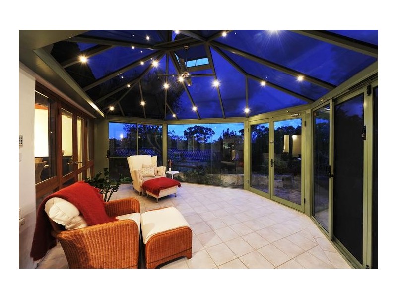 15 Barnsley Road, Mount Claremont WA 6010