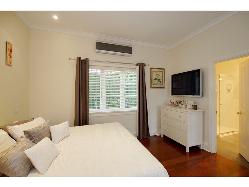 54 Victoria Street, Mosman Park WA 6012